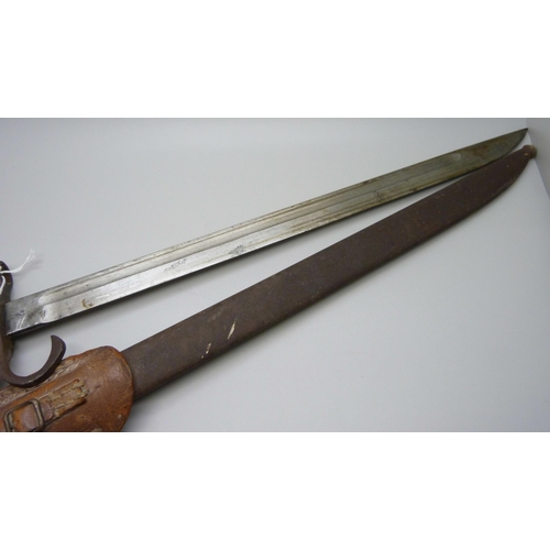 865 - A WWII Japanese Arisaka bayonet, type 30, with scabbard and frog