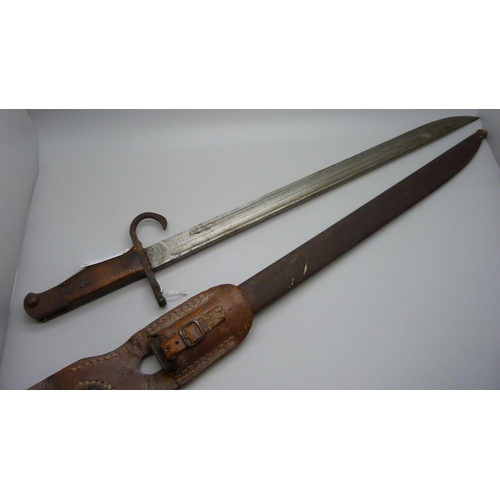 865 - A WWII Japanese Arisaka bayonet, type 30, with scabbard and frog