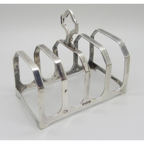 874 - A silver toast rack, Birmingham 1913, Adie Bros., 40g