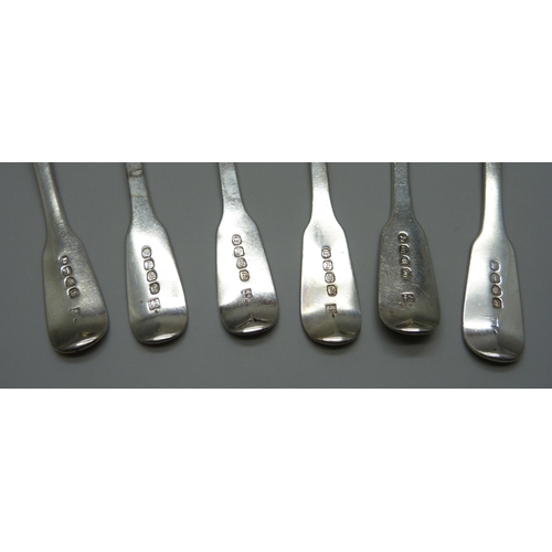 885 - A set of George IV silver dessert spoons, London 1821, William Eley & William Fearn, 253.9g, 173mm