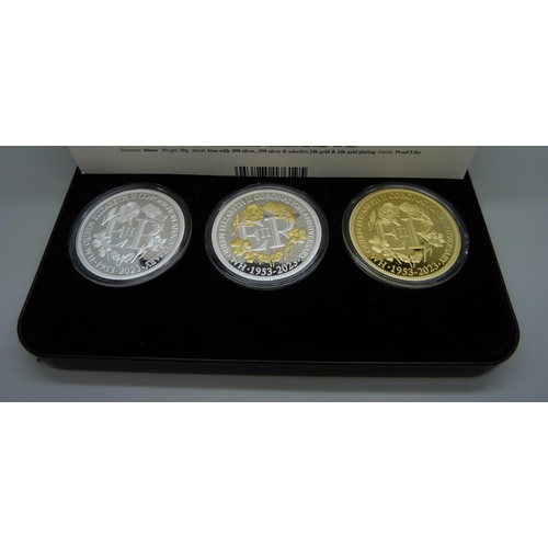 896 - Coins; The 70th anniversary of The Queen's Coronation Coin Collection, three Solomon Islands half-do... 