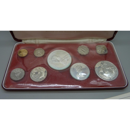 897 - A 1972 Commonwealth of The Bahama Islands Proof Set, Franklin Mint, (four silver coins, 2x Sterling ... 