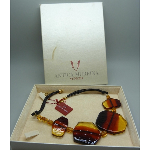 930 - An Antica Murrina Venetian necklace, boxed