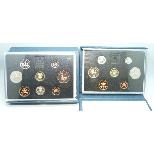 946 - The Royal Mint proof coin sets including £5 coin, 1990, 1991, 1993, 1994, 1995, 1997 and 1998