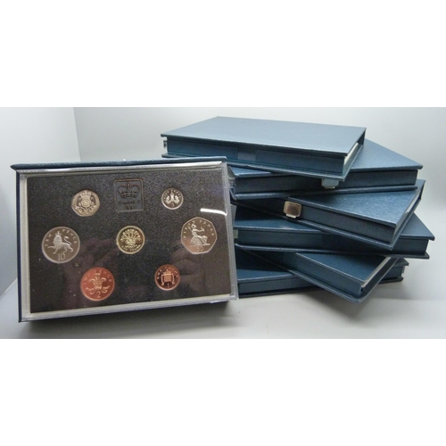 946 - The Royal Mint proof coin sets including £5 coin, 1990, 1991, 1993, 1994, 1995, 1997 and 1998