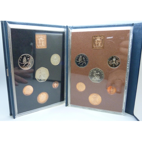 947 - The Royal Mint proof coin sets, 1971, 1974, 1975, 1976, 1978 and 1979