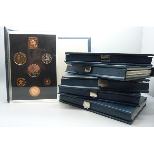 947 - The Royal Mint proof coin sets, 1971, 1974, 1975, 1976, 1978 and 1979