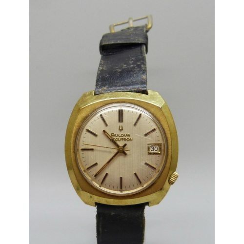 986 - A Bulova Accutron wristwatch, 37mm case