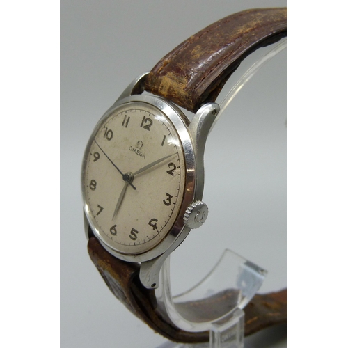 990 - A vintage Omega wristwatch, 1950's, 37mm case