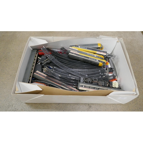 1114 - A collection of model rail Inter City carriages, wagons and track **PLEASE NOTE THIS LOT IS NOT ELIG... 