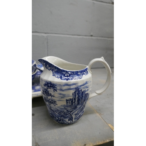 1135 - A collection of blue and white Willow pattern china **PLEASE NOTE THIS LOT IS NOT ELIGIBLE FOR IN-HO... 