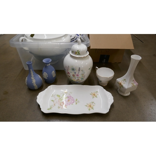 1146 - Two pieces of Wedgwood Jasperware, china including Aynsley and two glass vases **PLEASE NOTE THIS LO... 