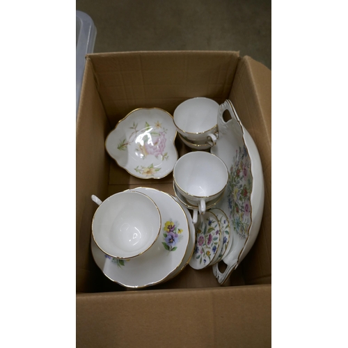 1146 - Two pieces of Wedgwood Jasperware, china including Aynsley and two glass vases **PLEASE NOTE THIS LO... 