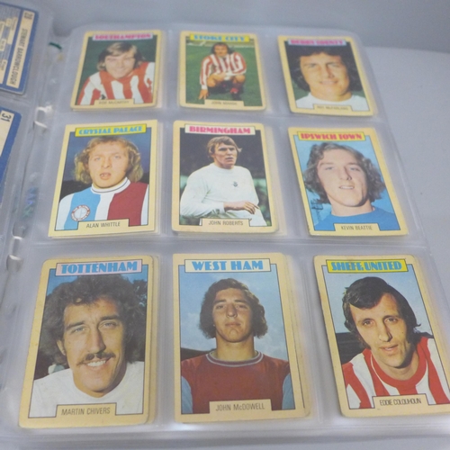 610 - A collection of A&BC Gum, 1973, Footballer cards (blue back), series 1 and series 2, the entire issu... 