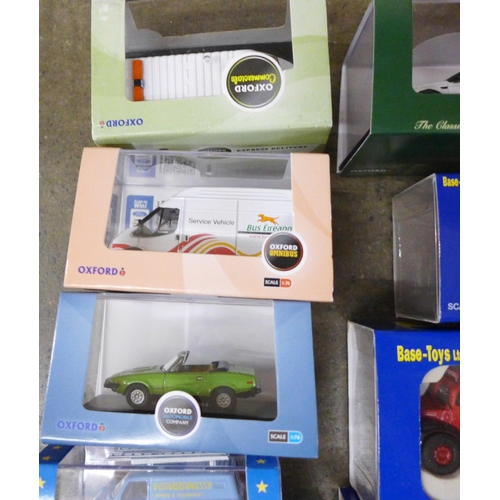 693 - Assorted die-cast model vehicles including Oxford, boxed