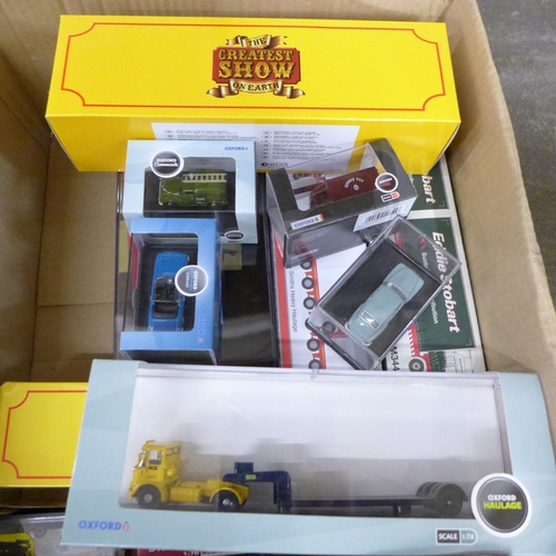 693 - Assorted die-cast model vehicles including Oxford, boxed