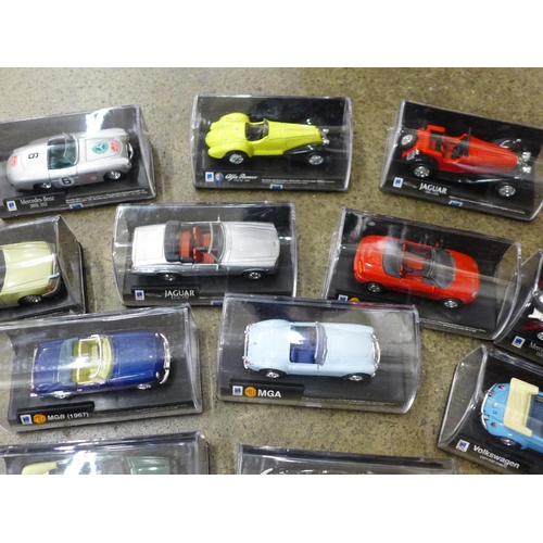 697 - Twenty-two die-cast model cars, City Cruiser collection