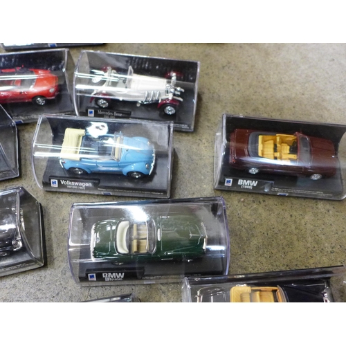 697 - Twenty-two die-cast model cars, City Cruiser collection