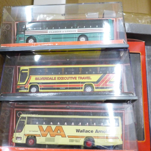 699 - A collection die-cast model vehicles