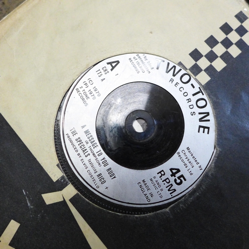 723 - 7’’ singles, Two-Tone, The Jam, The Police, (55)