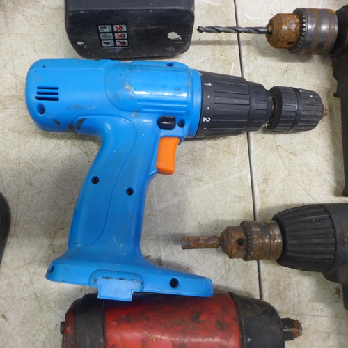 2022 - A quantity of various power tools including a Nu-Tool 1-60 drill, a corded drill, a Power Devil dril... 