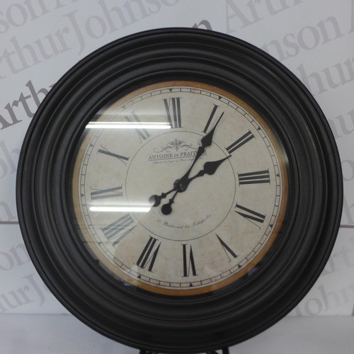 2044A - Large French style wall clock (80cm diameter)