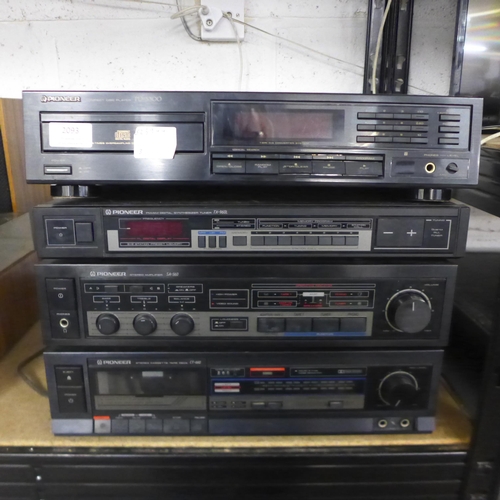 2093 - A quantity of Pioneer stereo equipment including a PD-5300 compact disc player, a TX-960L FM/AM digi... 