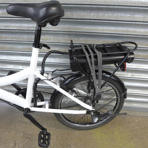 2129 - An Assist Electric City bike - sold with battery (no key or charger)  * Police repossession