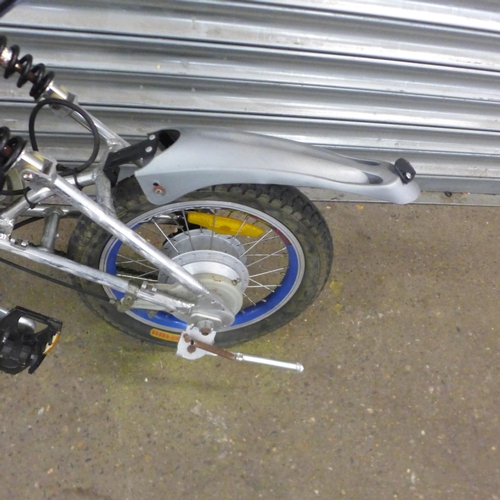 2133 - A full suspension electric bike, no battery, charger or key