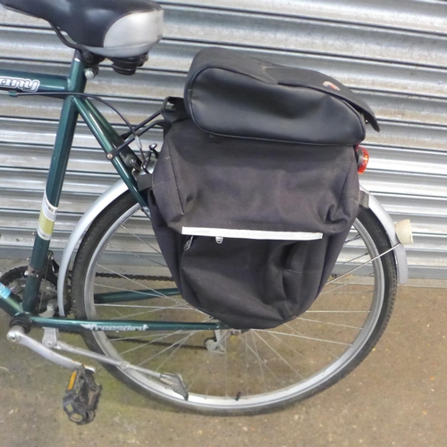 2134 - An Albany Freespirit hybrid touring bike complete with saddle bag and tool kit and drinks bottle