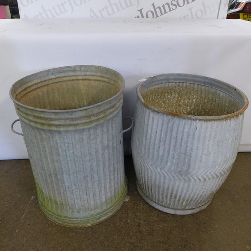 2176 - A vintage dolly tub and a galvanized steel waste bin