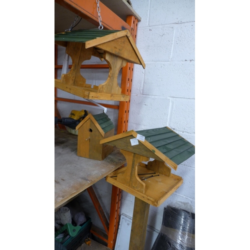 2186 - A bird table, a hanging bird table and nest box