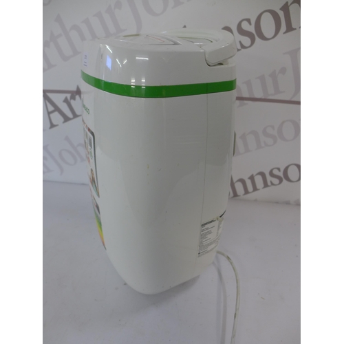 2271 - A Meaco 12L dehumidifier