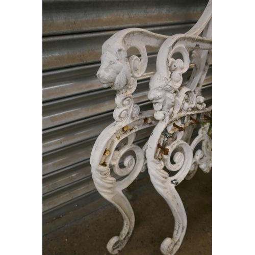 2273 - A set of six cast iron bench ends