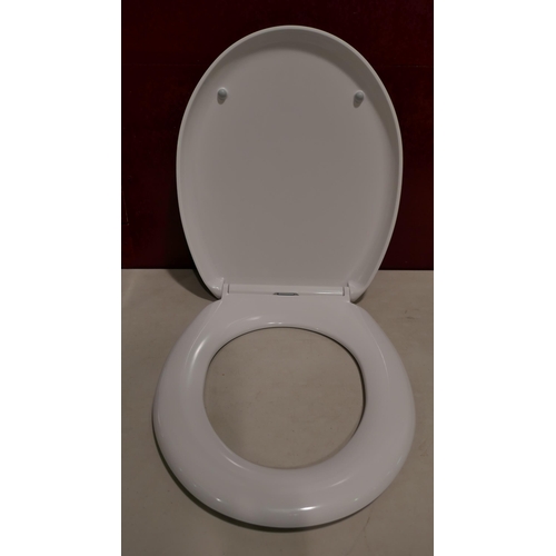 6027 - Roper Rhodes Secure Fix Toilet Seat, (333-105) *This lot is subject to VAT