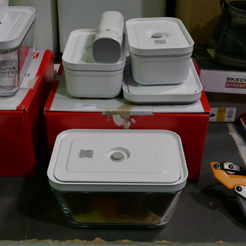 6052 - Zwilling Vacuum Storage Containers With Accessories, (333-185,186) *This lot is subject to VAT