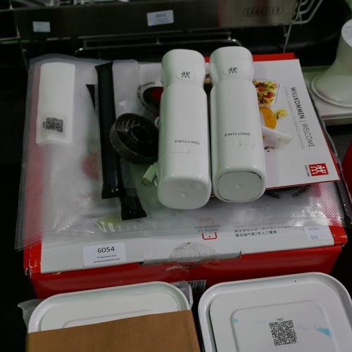 6054 - Zwilling Vacuum Storage Containers With Accessories, (333-189) *This lot is subject to VAT