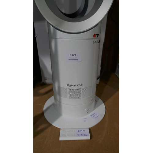 6124 - Dyson Am07 White Tower Fan With Remote, Original RRP £287.49 + VAT, (333-211) *This lot is subject t... 