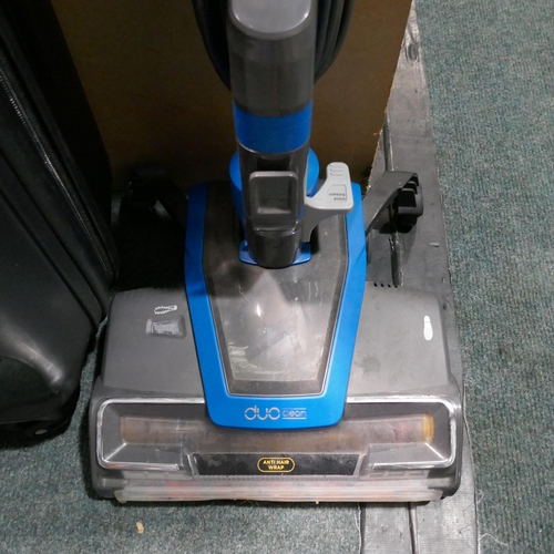 6168 - Shark Corded Stick Vacuum Cleaner, Model: (Hz400Ukt), Original Rrp £149.99 + VAT    , (333-218) *Thi... 