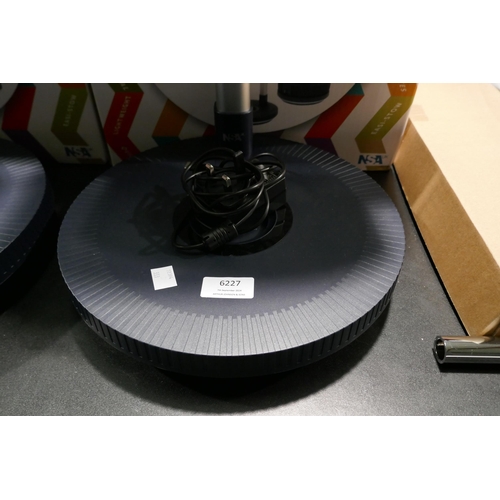 6227 - The Ultimate Foldaway Fan- No Remote (333-259) *This lot is subject to Vat