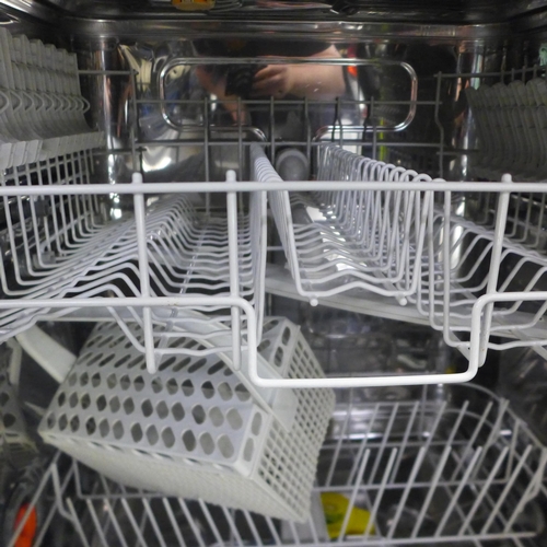 5111 - A Zanussi integrated dishwasher