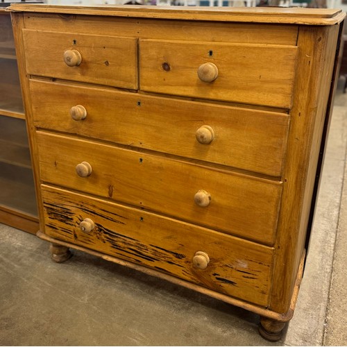 112 - A Victorian pine chest of drawers