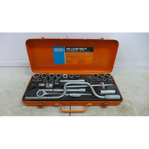 5012 - A 25 piece Draper socket set