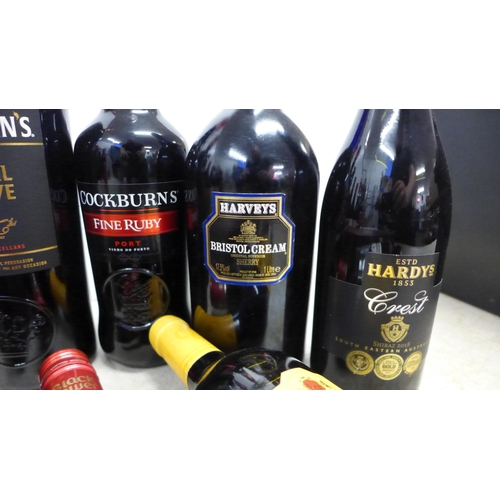 5061 - A box of 15 bottles of assorted wines and port