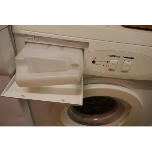 5131 - A Whiteknight 77AW condenser tumble dryer