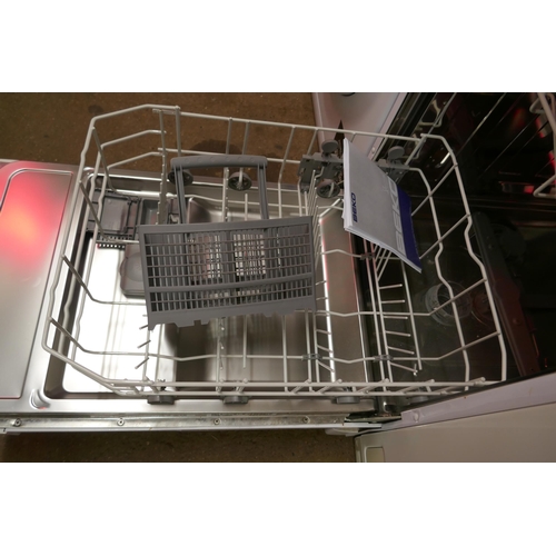 5134 - A Beko DE2541 FW slimline dishwasher