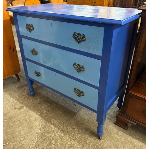 231 - A Victorian painted oak chest of drawers