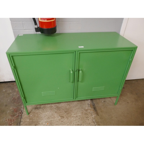 3065 - A large green industrial style cabinet