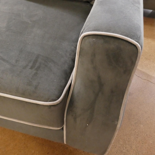 3115 - A grey velvet armchair