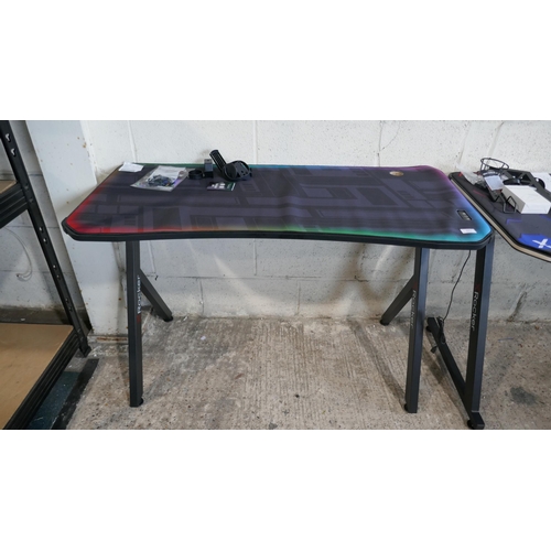 6002 - Xrocker Rgb Lumio Gaming Desk - This lot requires a UK adapter (334-489) *This lot is subject to Vat